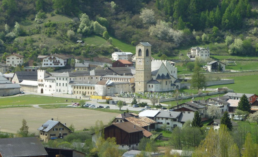 Benediktinerinnenkloster Müstair (Bild: Adrian Michael, Wikimedia, CC)