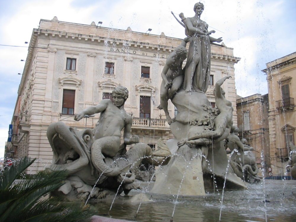 Piazza Archimedes in Syrakus, Sizilien (Bild: vic15, Wikimedia, CC)