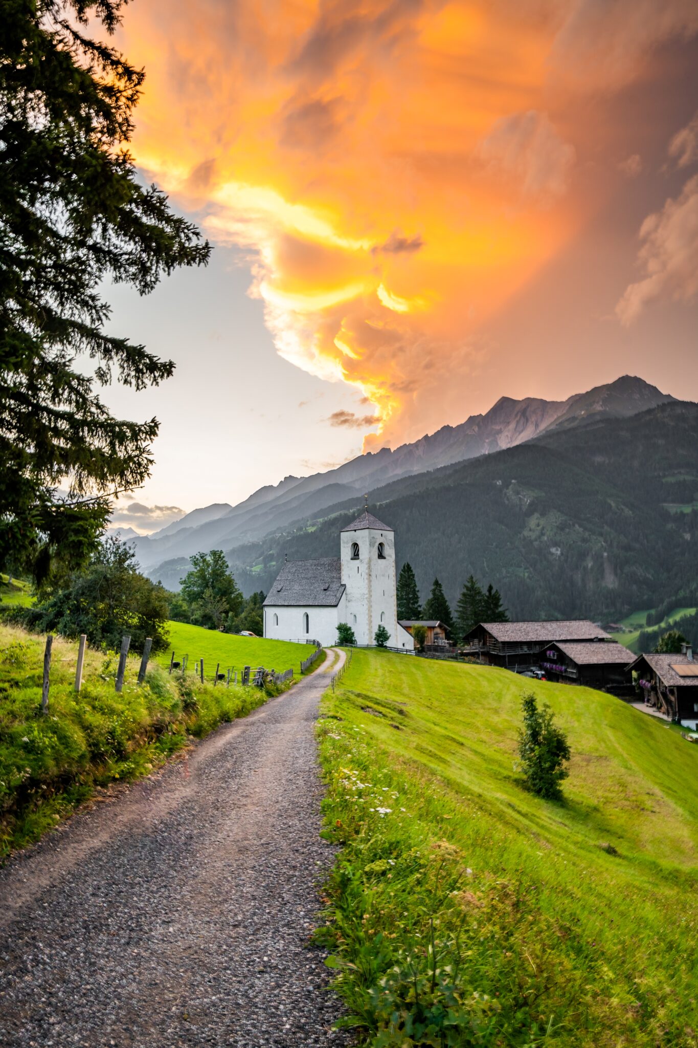 Neuer Talweg Matrei: Familienfreundliche Wanderroute mit historischen ...